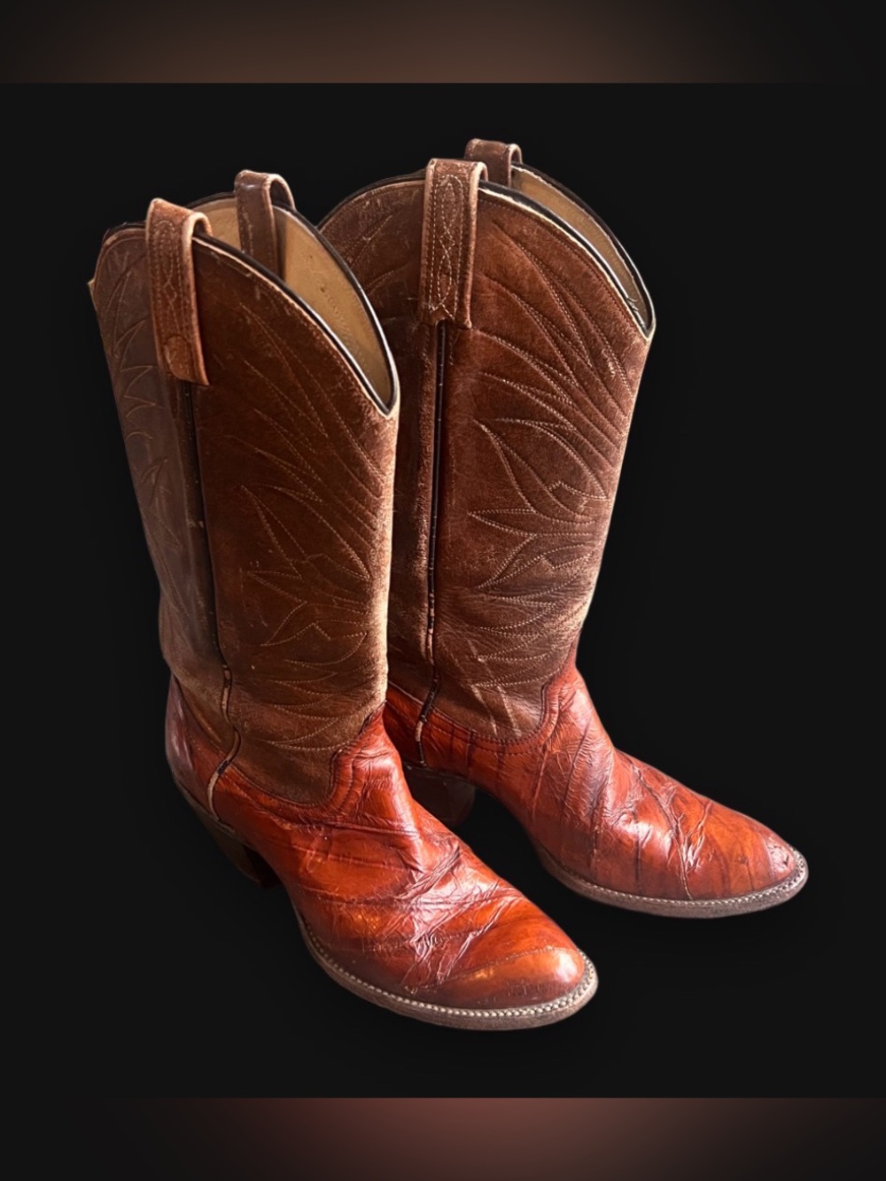 Vintage Distressed Dan Post eel skin cowboy boots women’s size 8.